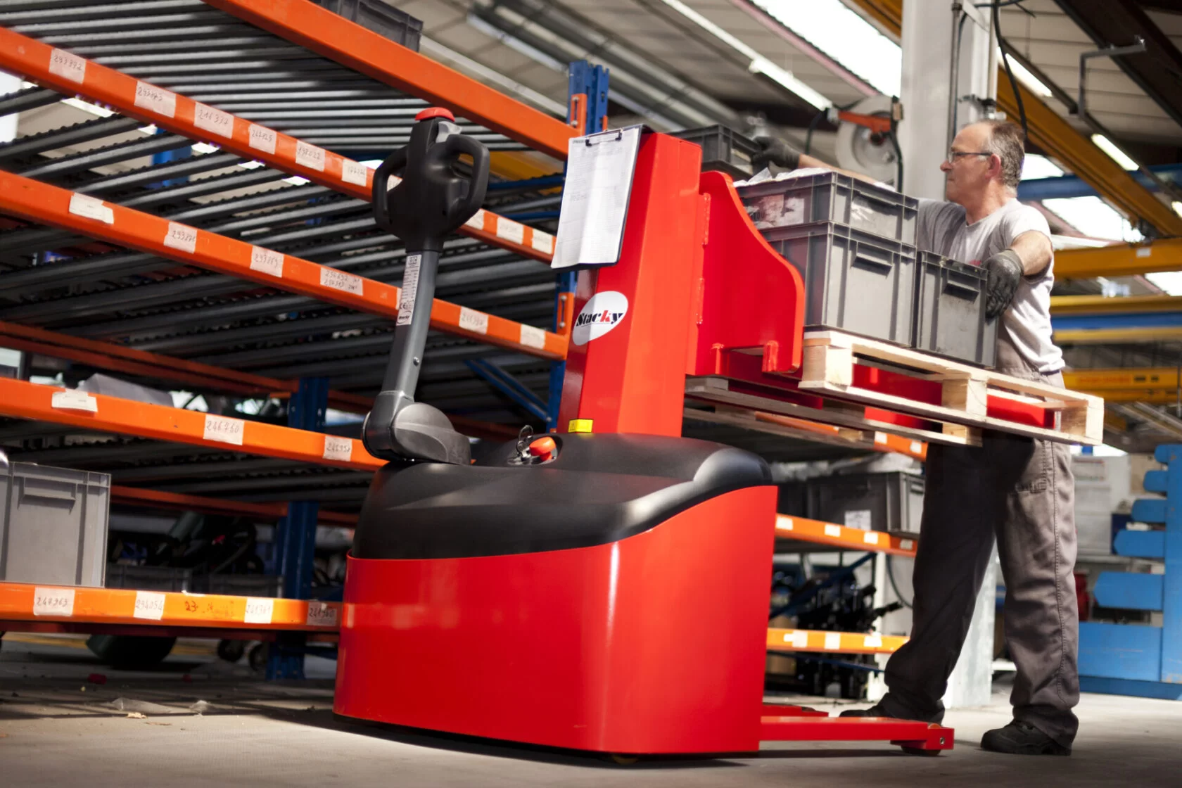 Application Gerbeur électrique Stacky 14 Manitou 003